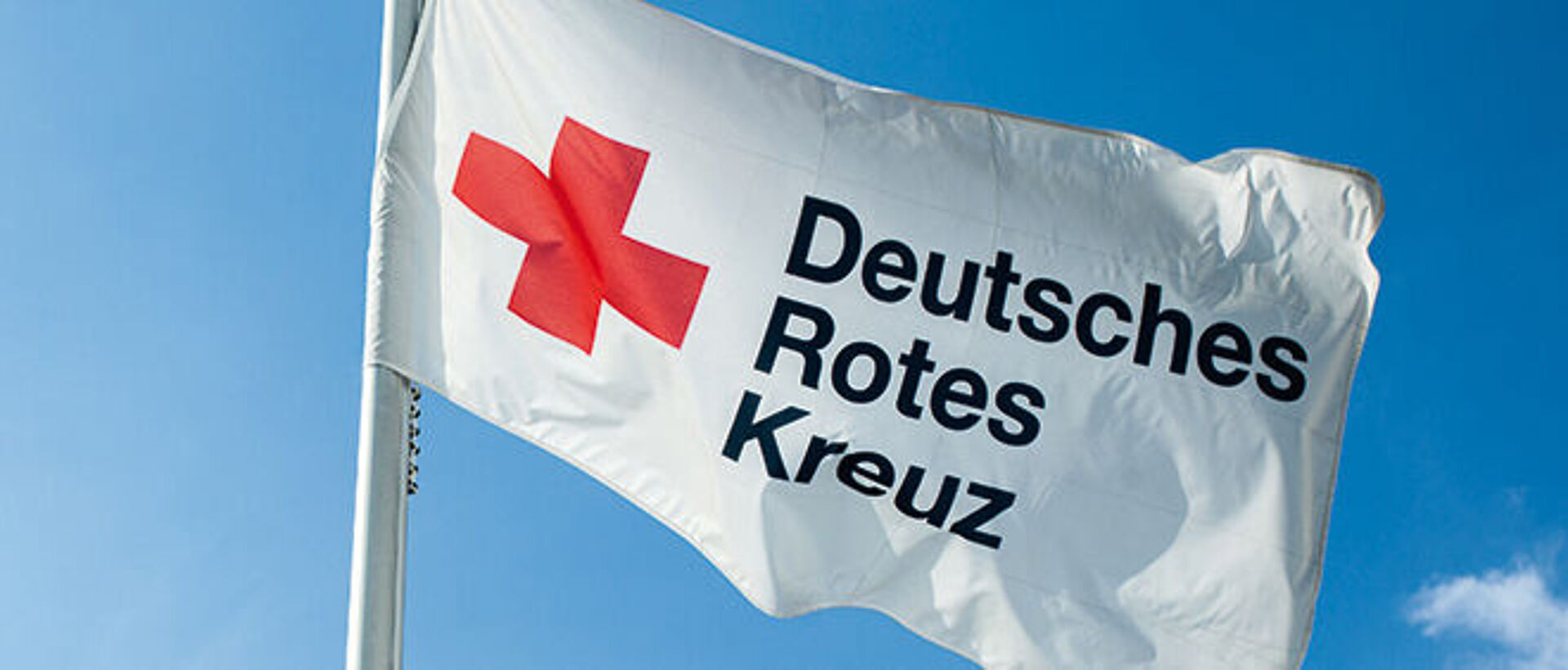 Fahne des DRK
